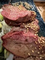 이것은 어제 먹은 레버