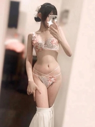 할로윈 유혹... 🎃💋