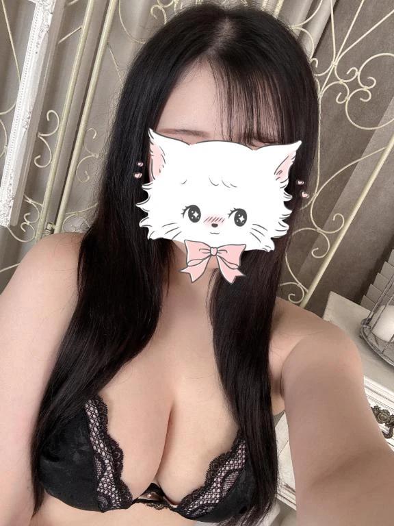오늘만 혼자 차지해? 🤍