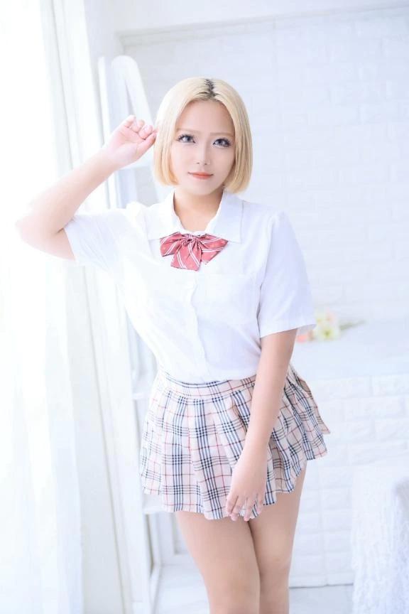 유니폼 입어 보았어~~! 무치 무치 가슴 넘치는 것 같아 ... ♡