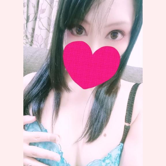 ꉂ𐤔