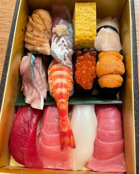 🍣