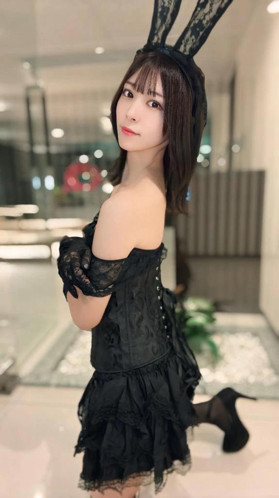 새빨갛다